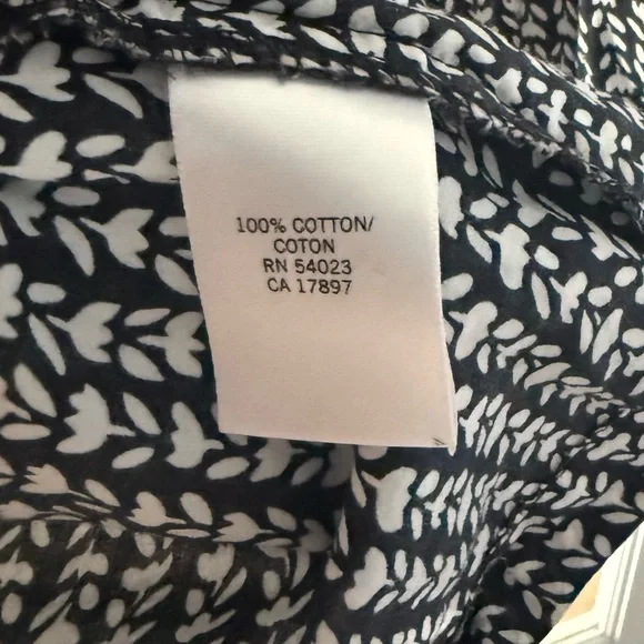 Banana Republic Monochrome Leaf Print Top - Picture 6 of 6